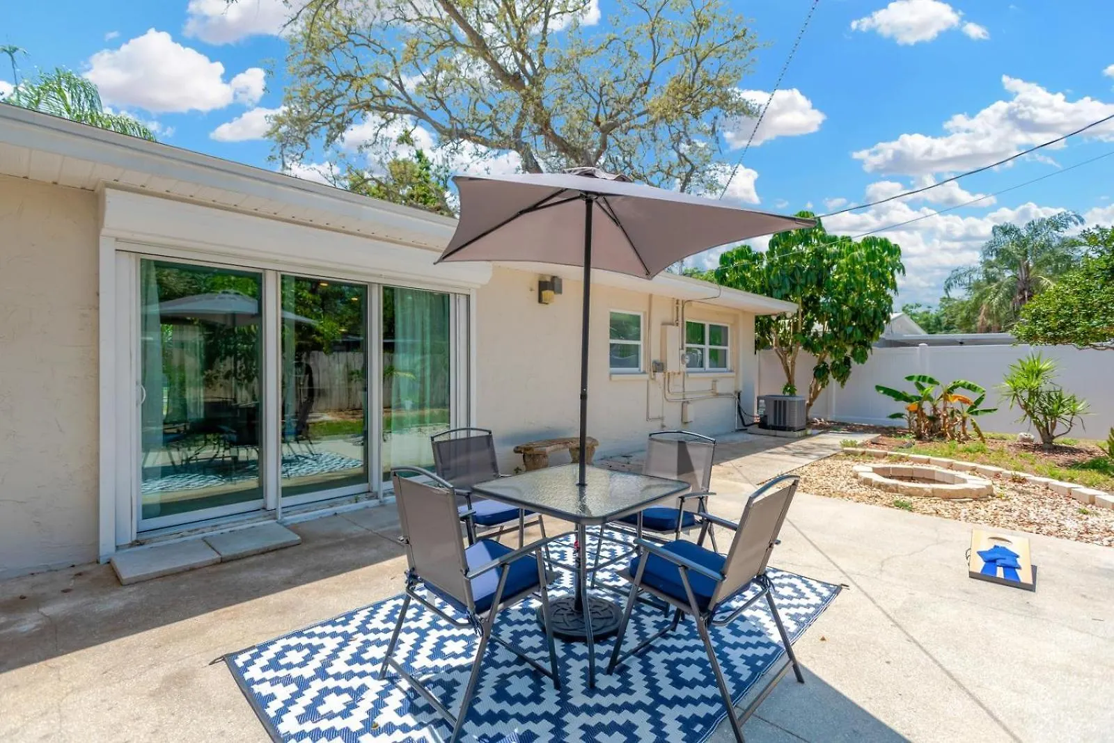 The Modern Palms Few Mins From Downtown Tampa Ybor City Holiday home